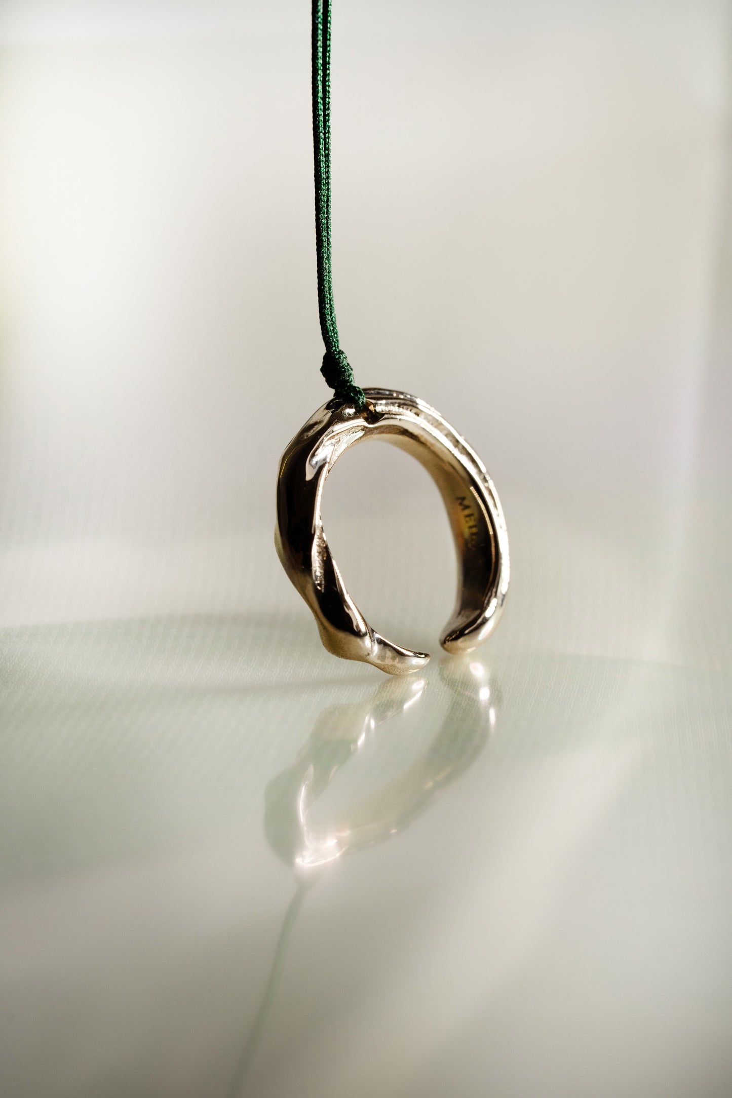 18K White Gold Enso Pendant