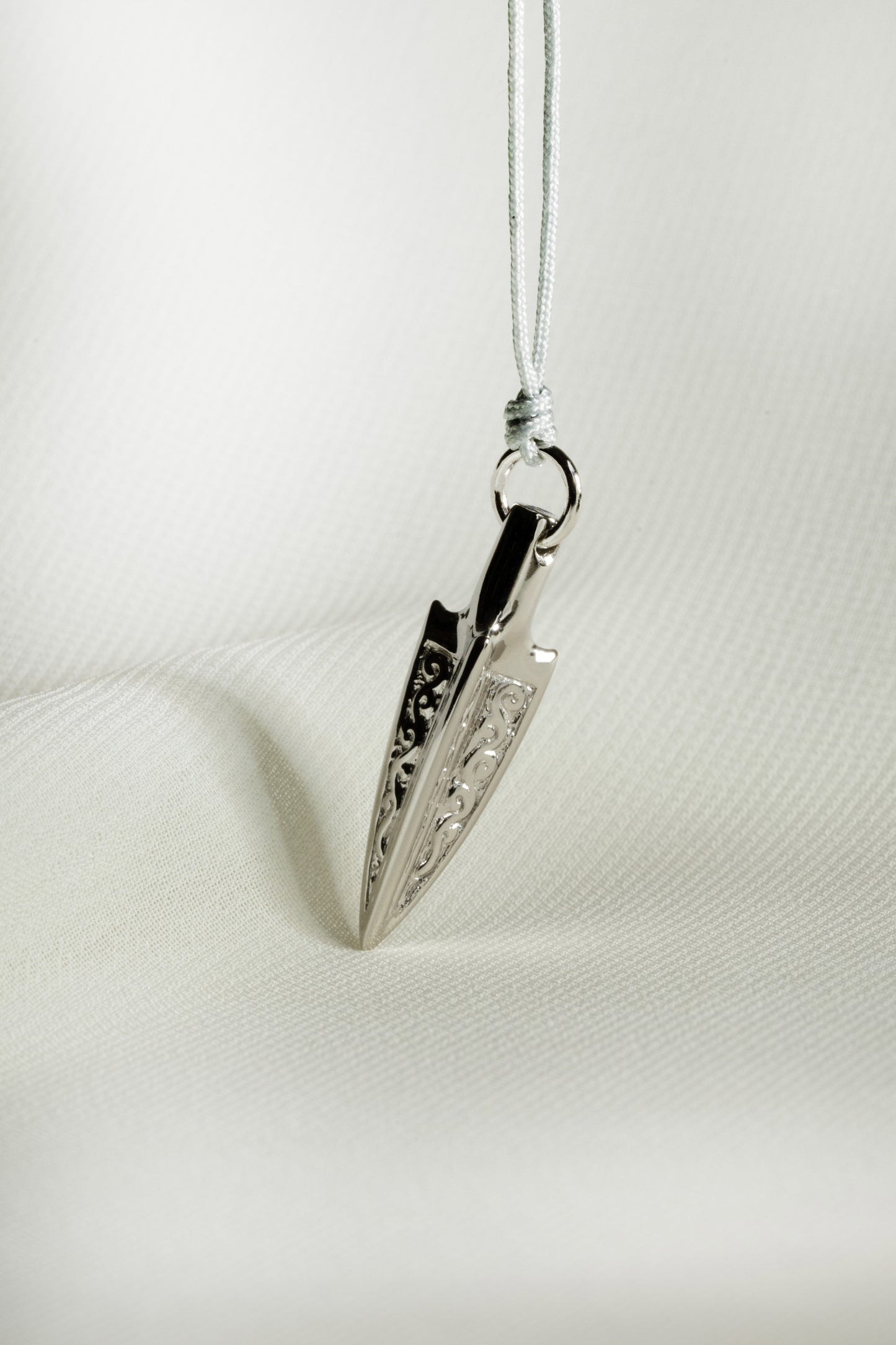 18K White Gold Potenza Pendant with Engraving