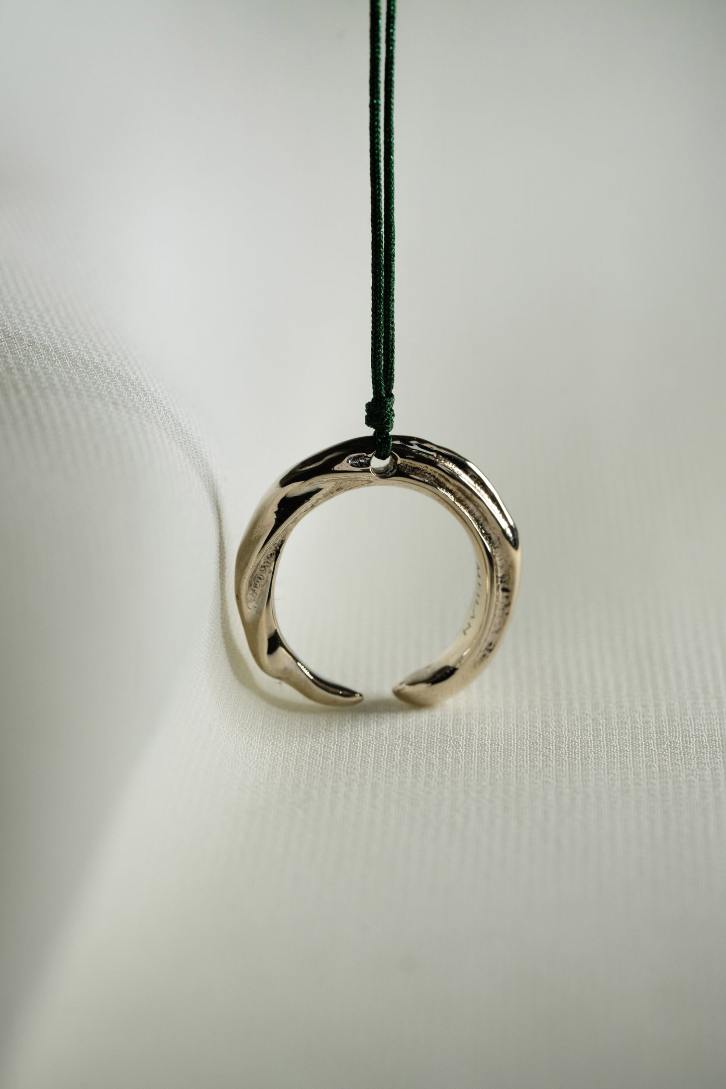 18K White Gold Enso Pendant