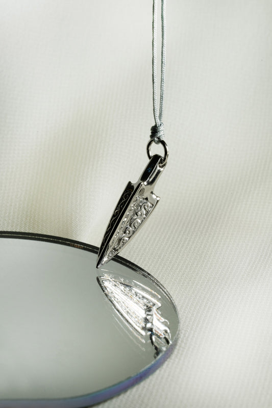 18K White Gold Potenza Pendant with Engraving