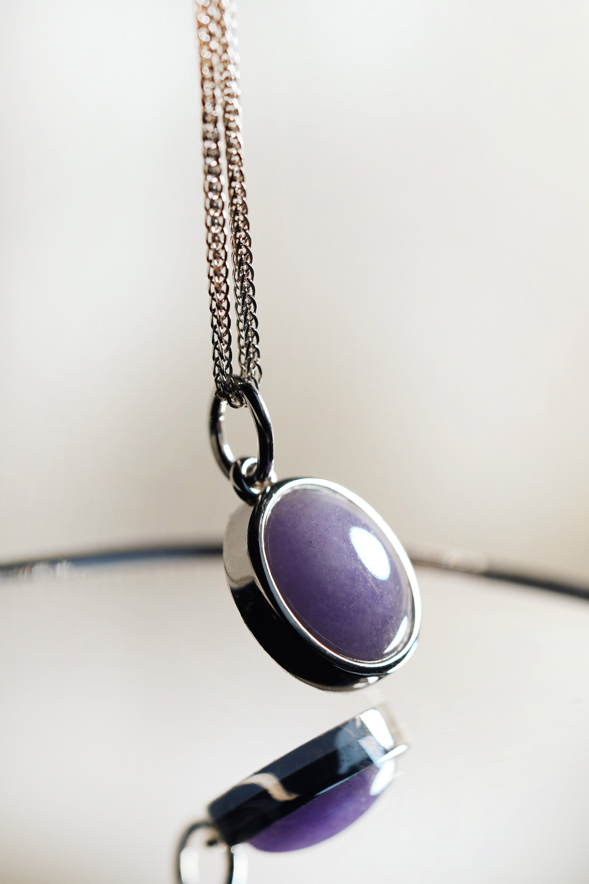 Lavender Oval Jadeite with 18K White Gold Pendant hung on a 925 Silver Chain