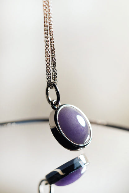 Lavender Oval Jadeite with 18K White Gold Pendant hung on a 925 Silver Chain