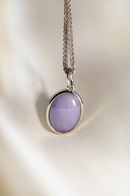 Lavender Oval Jadeite with 18K White Gold Pendant hung on a 925 Silver Chain
