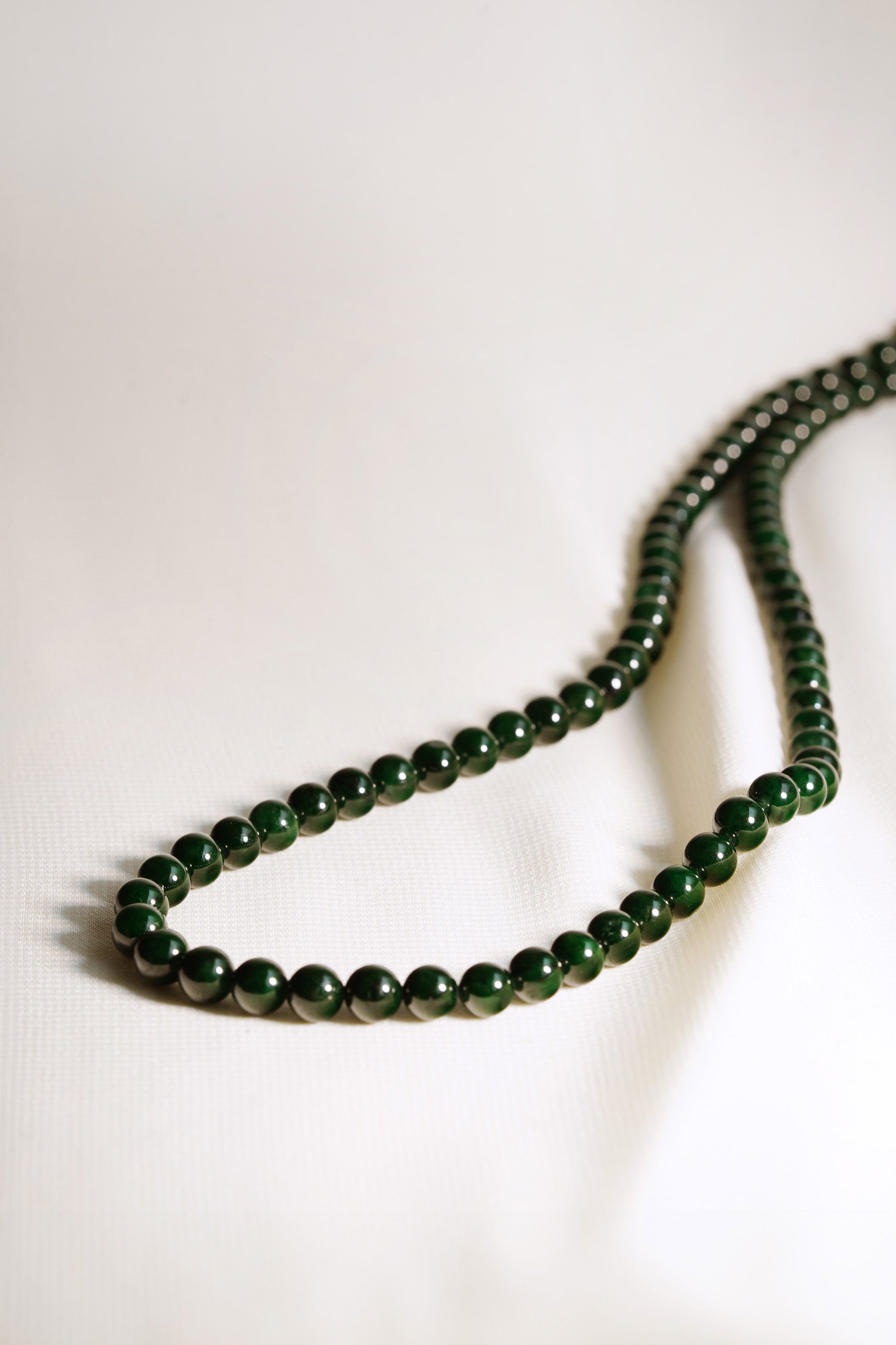 Intense Green Bead Necklace with Deep Green Patches
