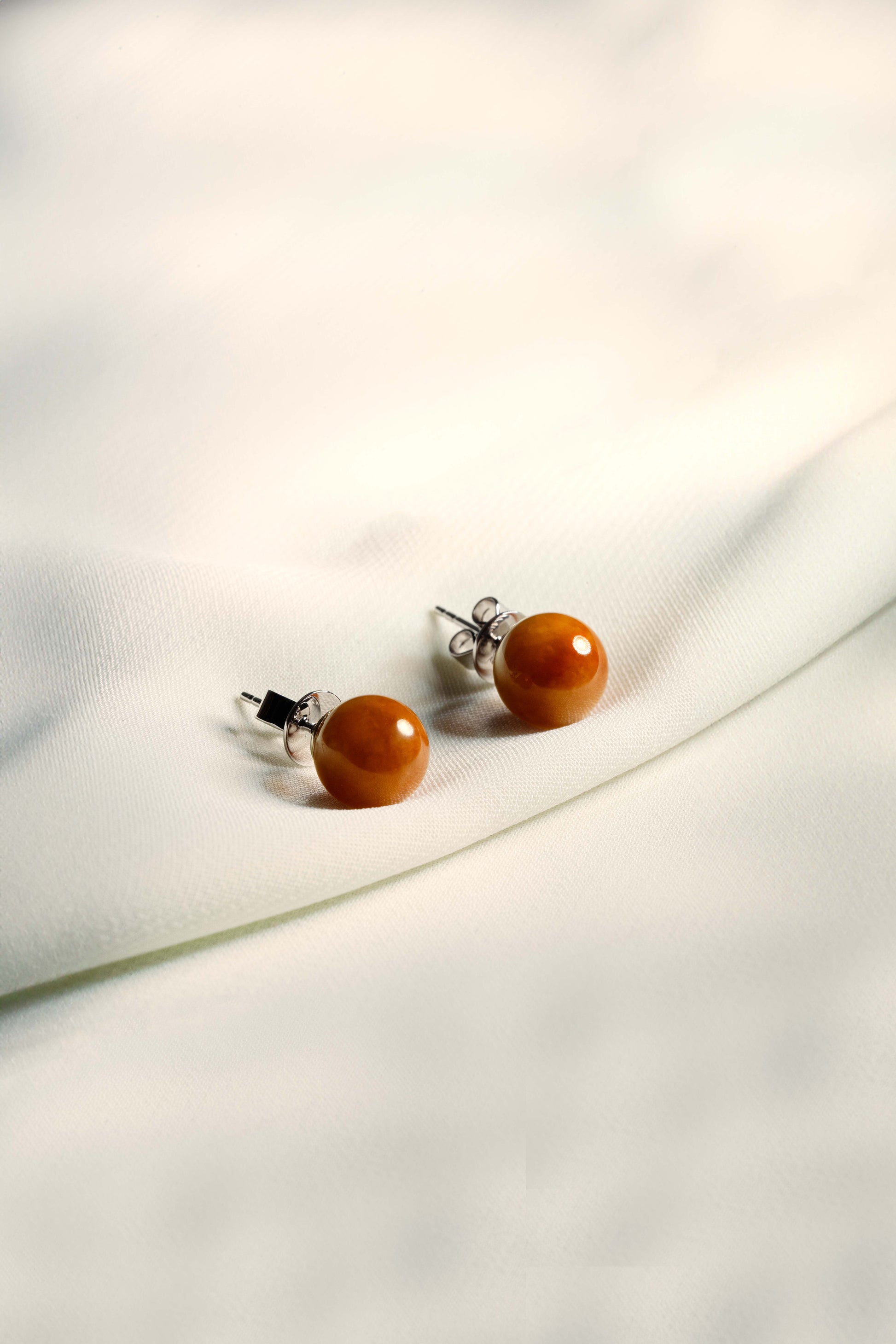 Brownish Red Jadeite Earring with Brownish Yellow Patches with 18K White Gold