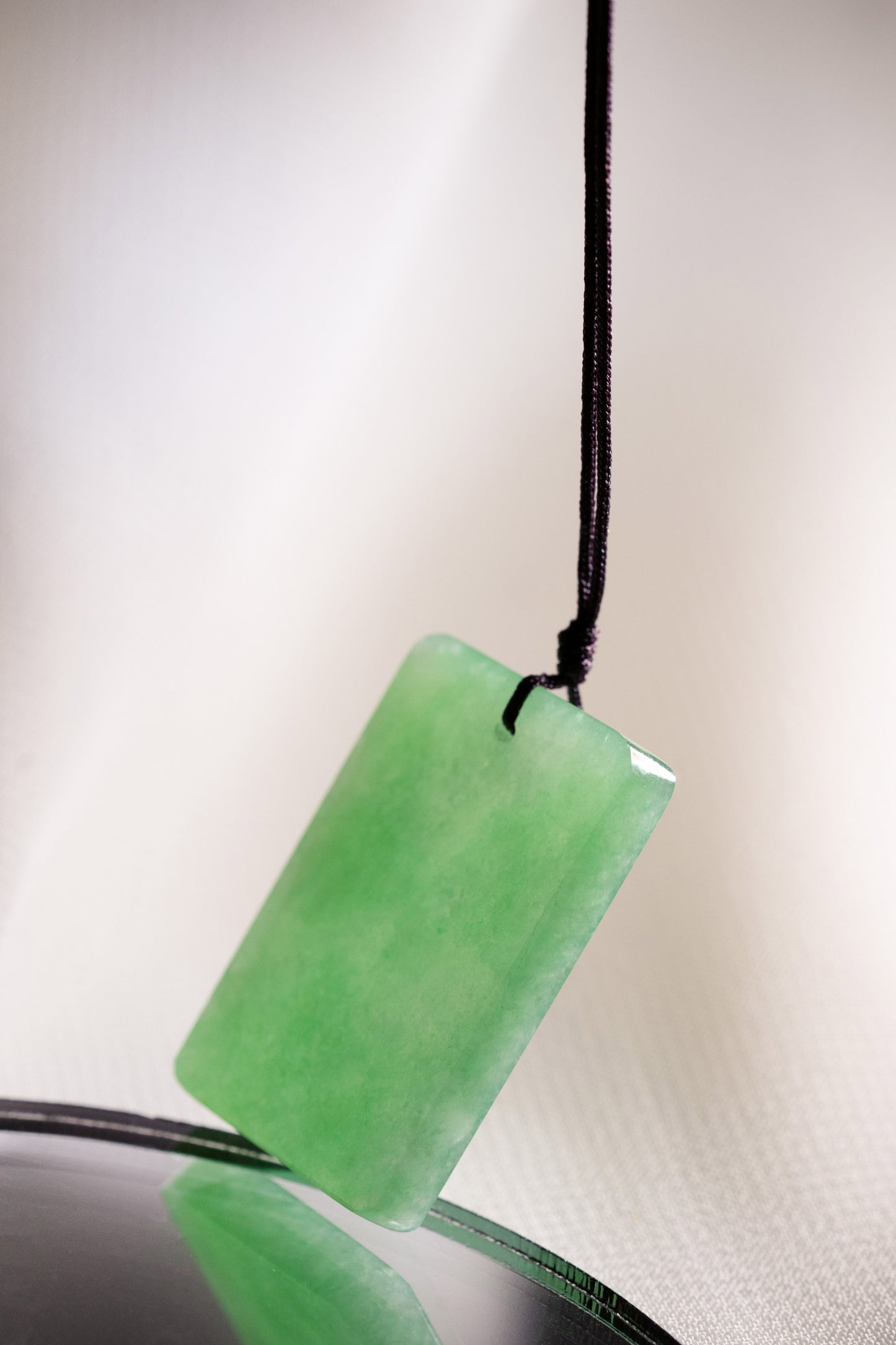 Medium Green Jadeite Tag with Pale Green patches