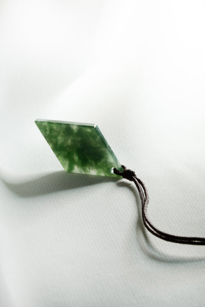 Intense Green Jadeite Kite with White patches
