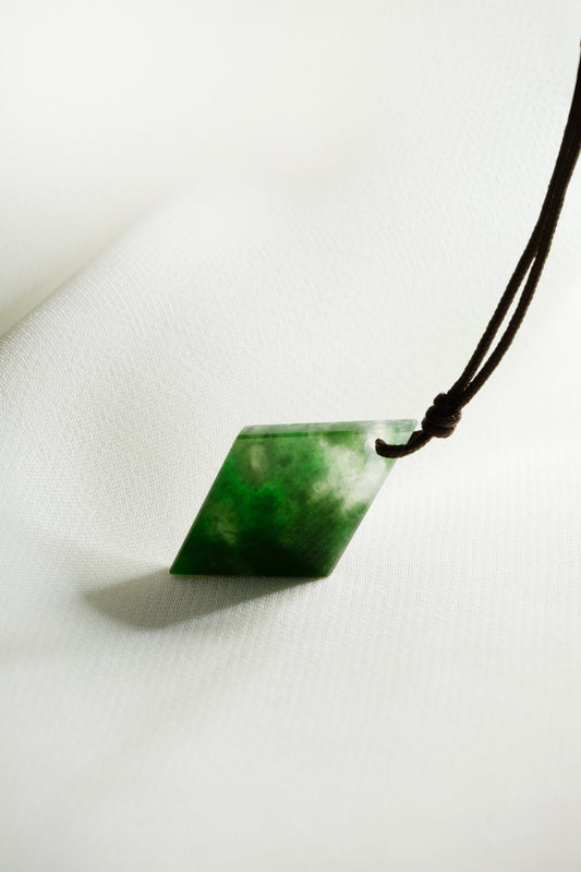 Intense Green Jadeite Kite with White patches