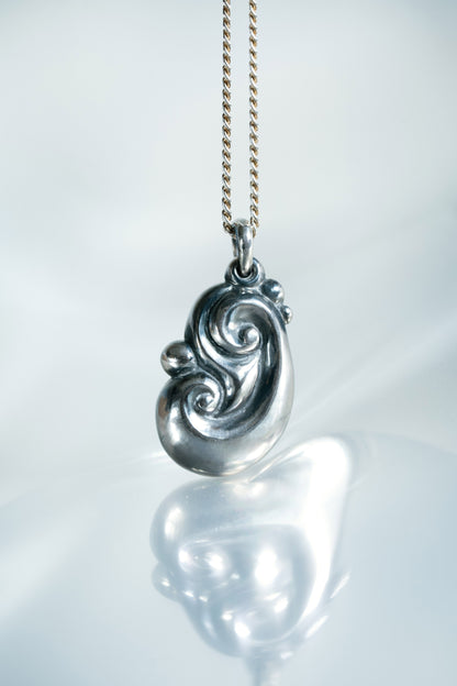 Sterling Silver Prosperia Pendant in Large size hung on a 925 Silver Chain