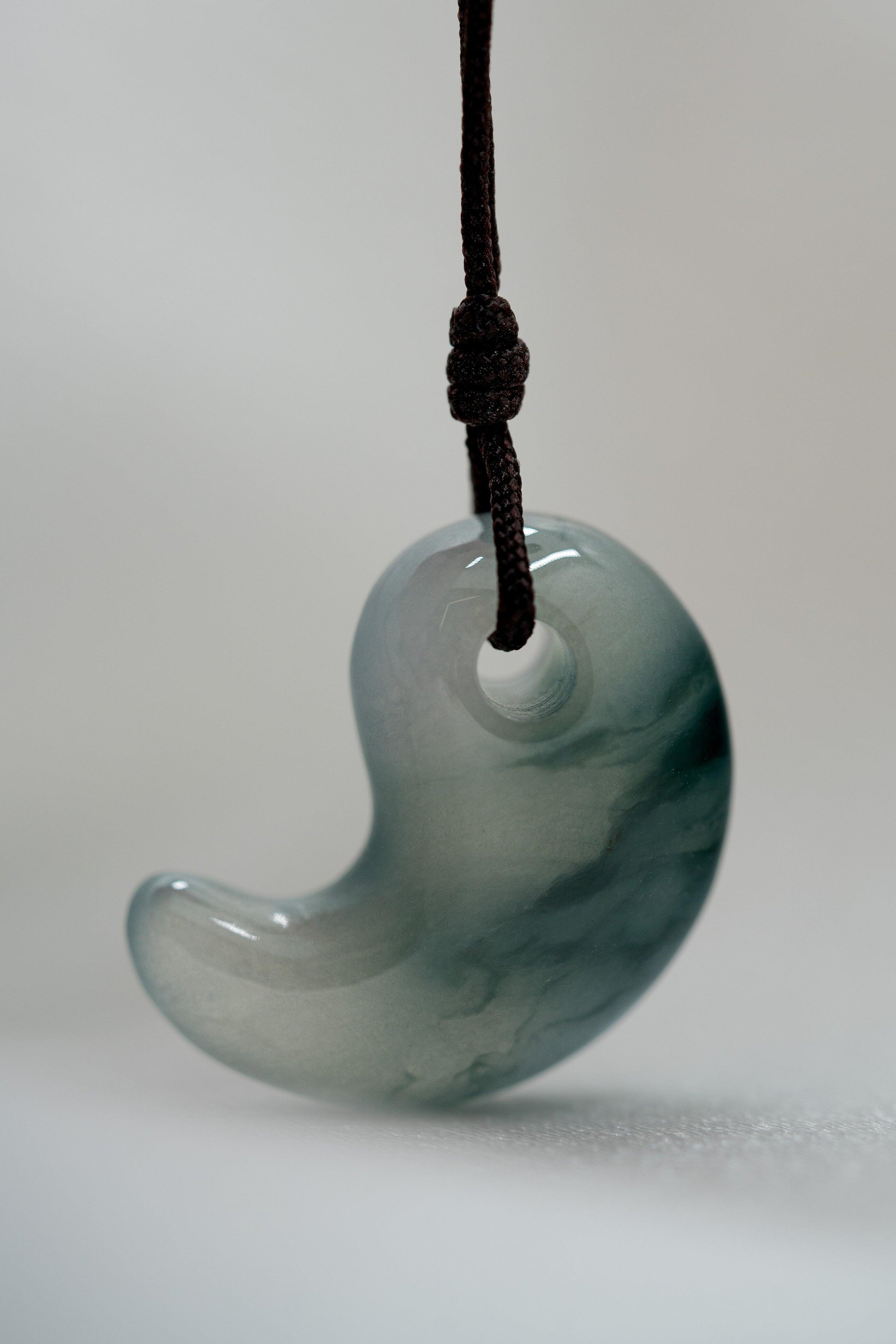 Comma - Jadeite - #21 - Meilan Jewelry & Arts Ltd