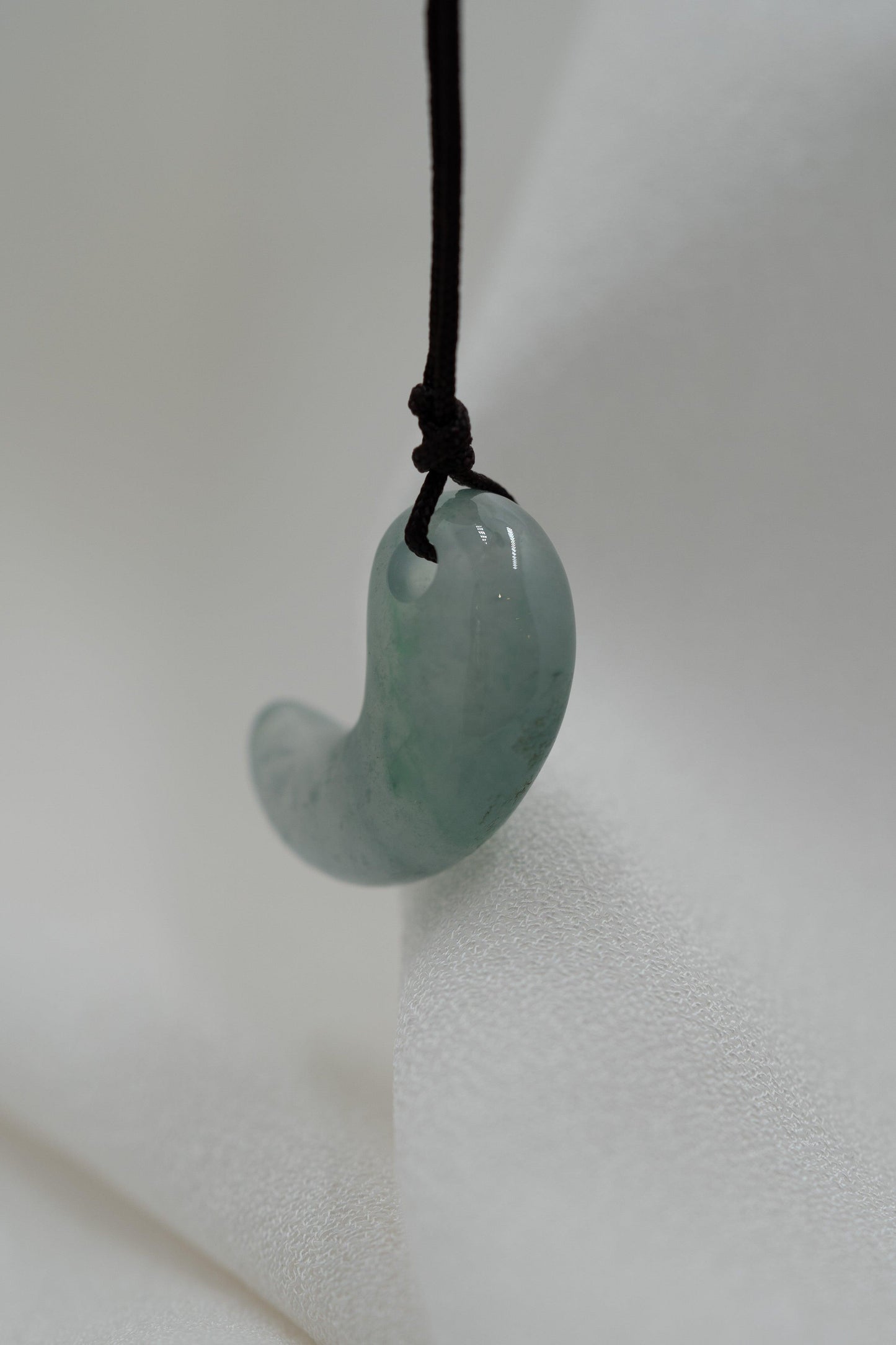 Comma - Jadeite - #27 - Meilan Jewelry & Arts Ltd