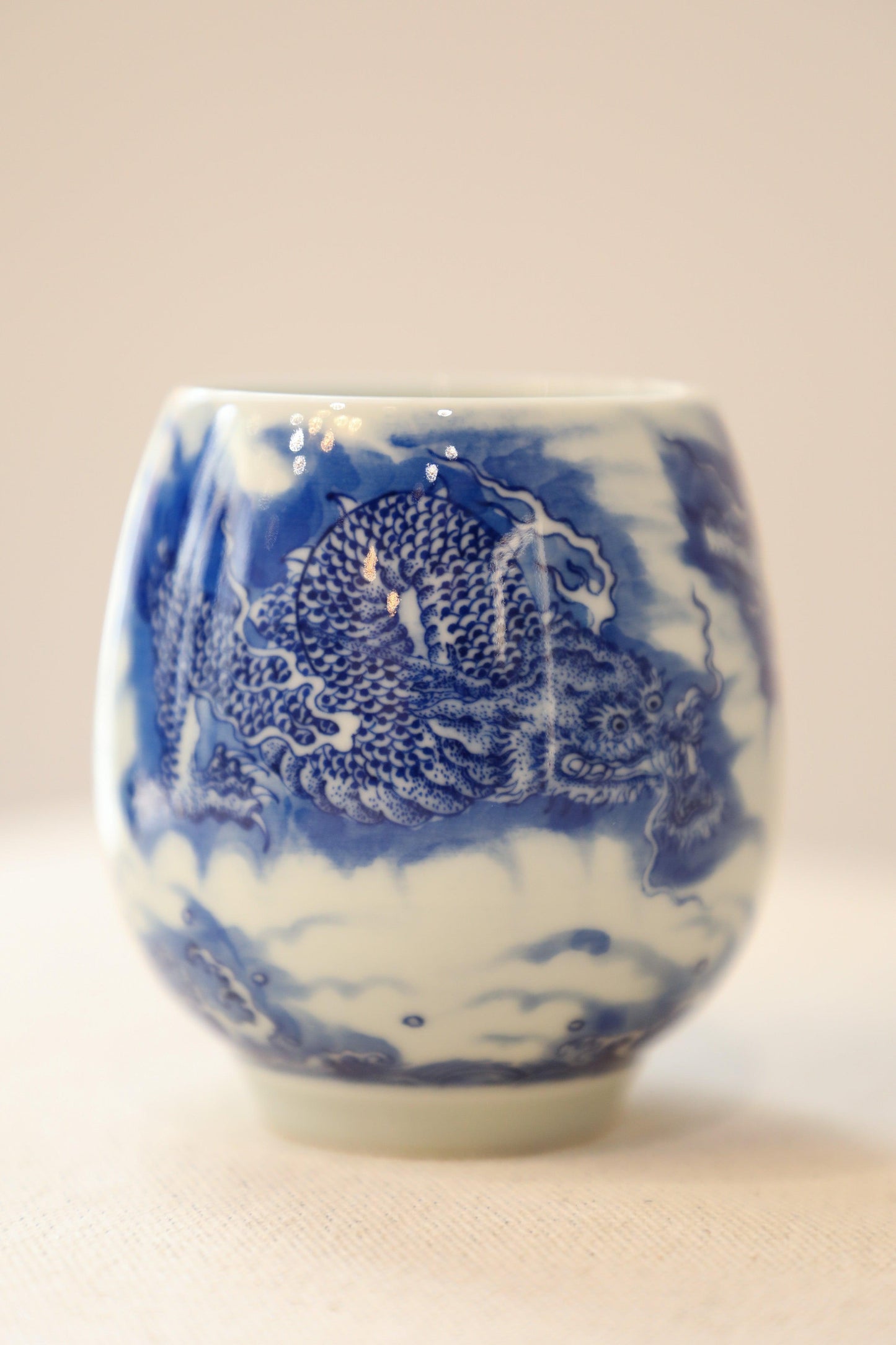 Porcelain Cup - Dragon - 02 - Meilan Jewelry & Arts Ltd